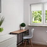 Metro Ksiecia Janusza Comfort Apartment