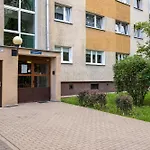 Metro Ksiecia Janusza Comfort Apartment